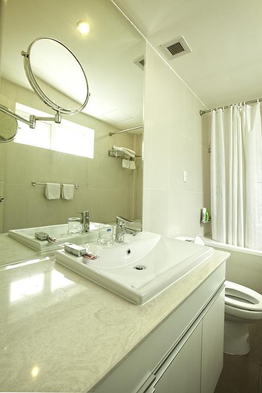Phu My Hung - Saigon South Serviced Apartments - Near Vivo City Mall Хошимин Номер фото